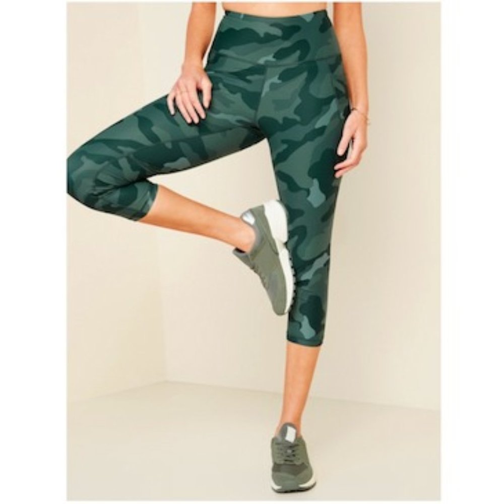 High-Waisted Workout Leggings w/ Side Pocket (NWT)